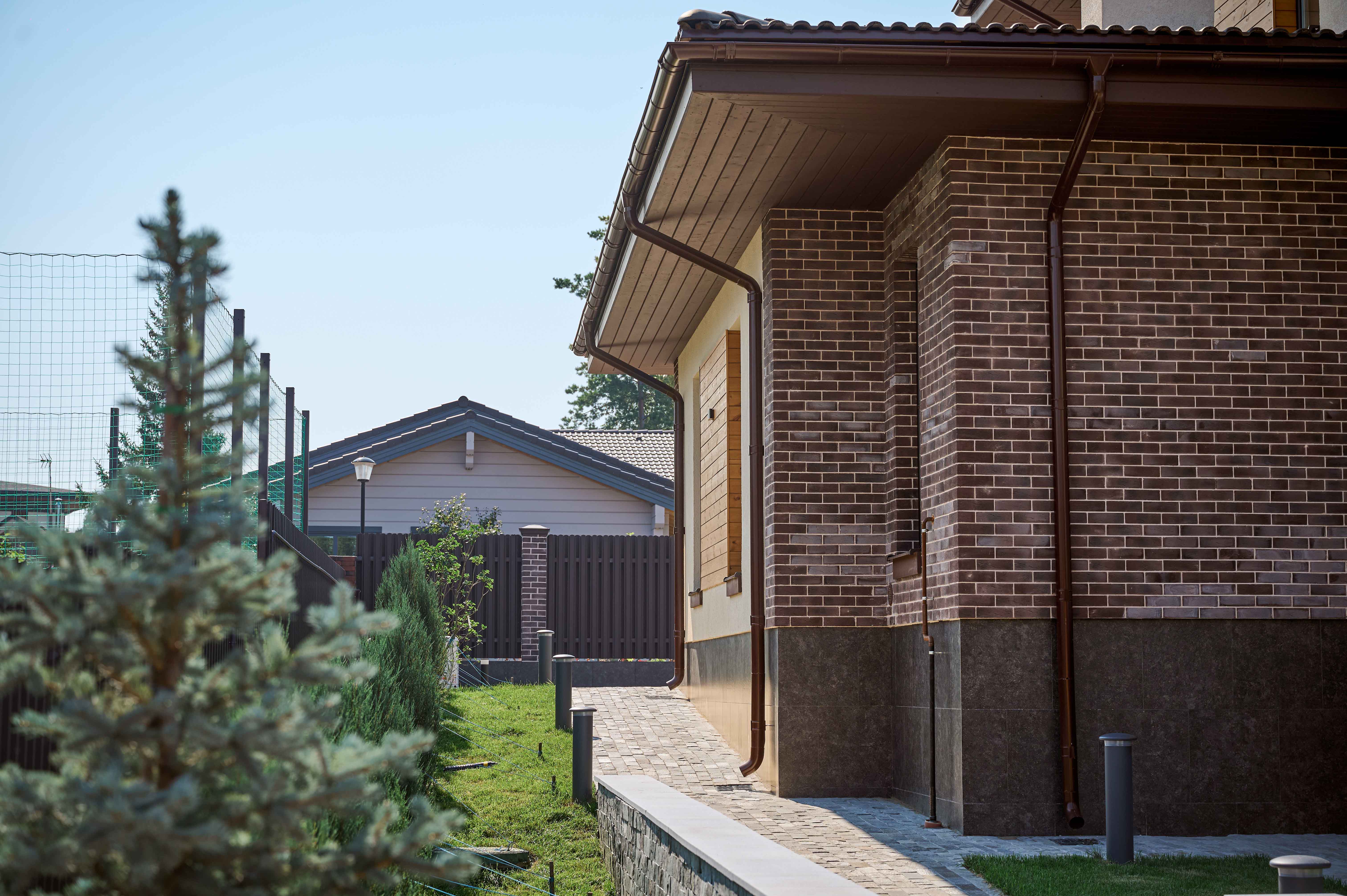 Загородный комплекс с домом 255 м², баней и благоустроенным участком